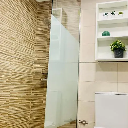 Palm Apartment *